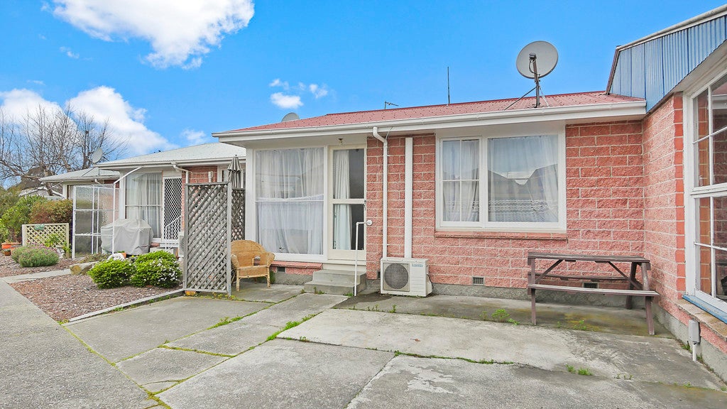 3/33 Whitmore Street, Edgeware, Christchurch - Carousel 1