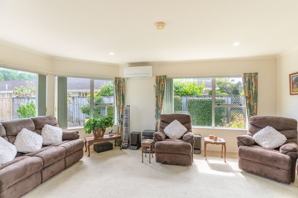 76A Rimu Street, Waikanae - Carousel 2