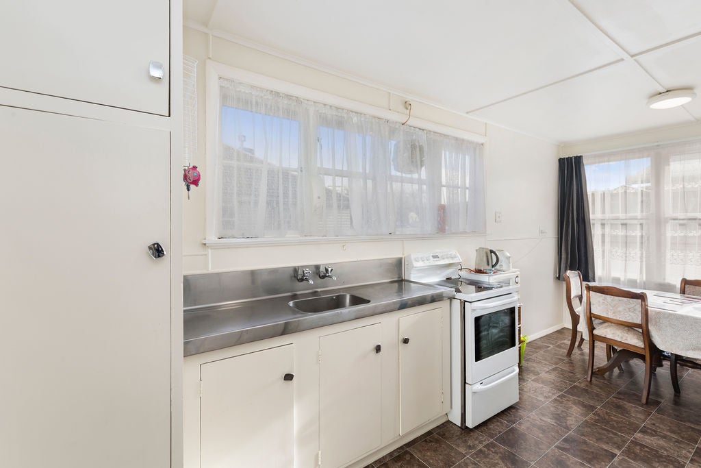 43B Fisk Street, Naenae, Lower Hutt - Carousel 2