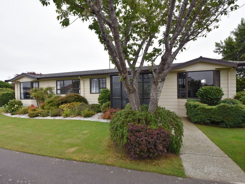 57 Vogel Place, Waikiwi, Invercargill - Carousel 16