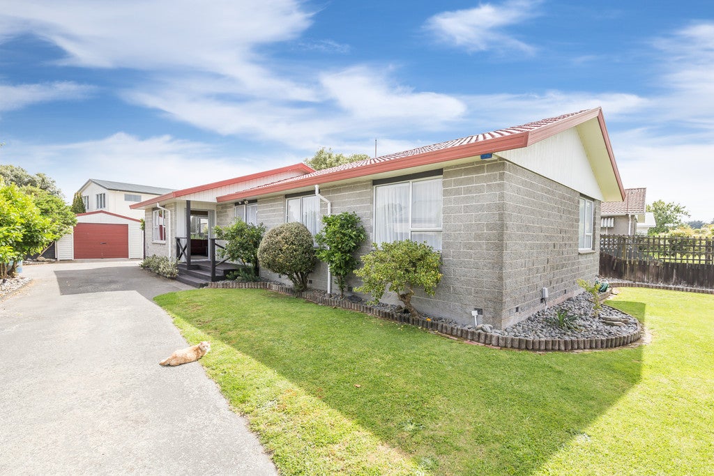 15 Taranui Place, Bromley, Christchurch - Carousel 1