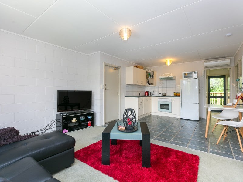 7/57 Carrington Street, Lower Vogeltown, New Plymouth - Carousel 2