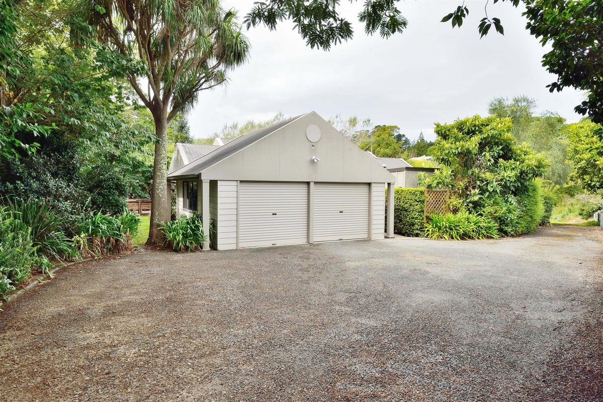 53 Island Road, Whataupoko, Gisborne - Carousel 18