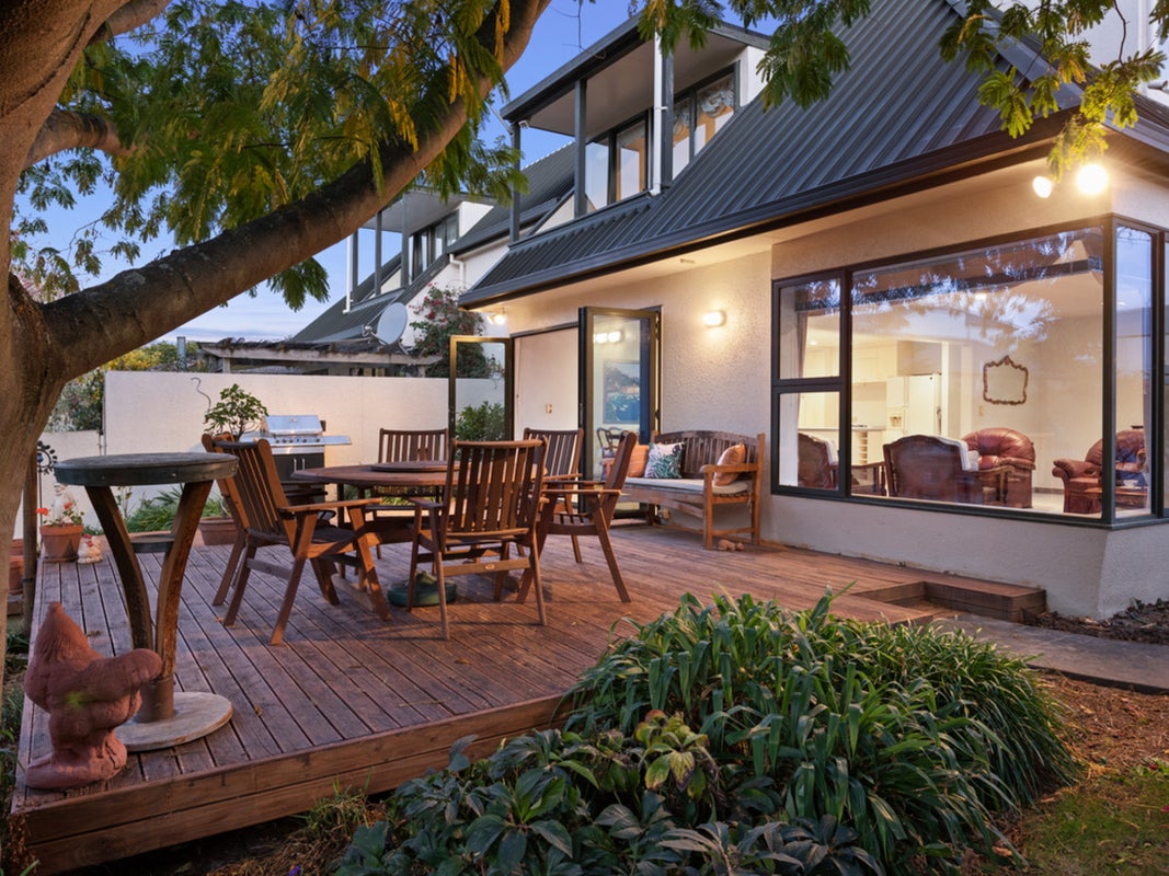 4B Clouston Gardens, Springlands, Blenheim - Carousel 1