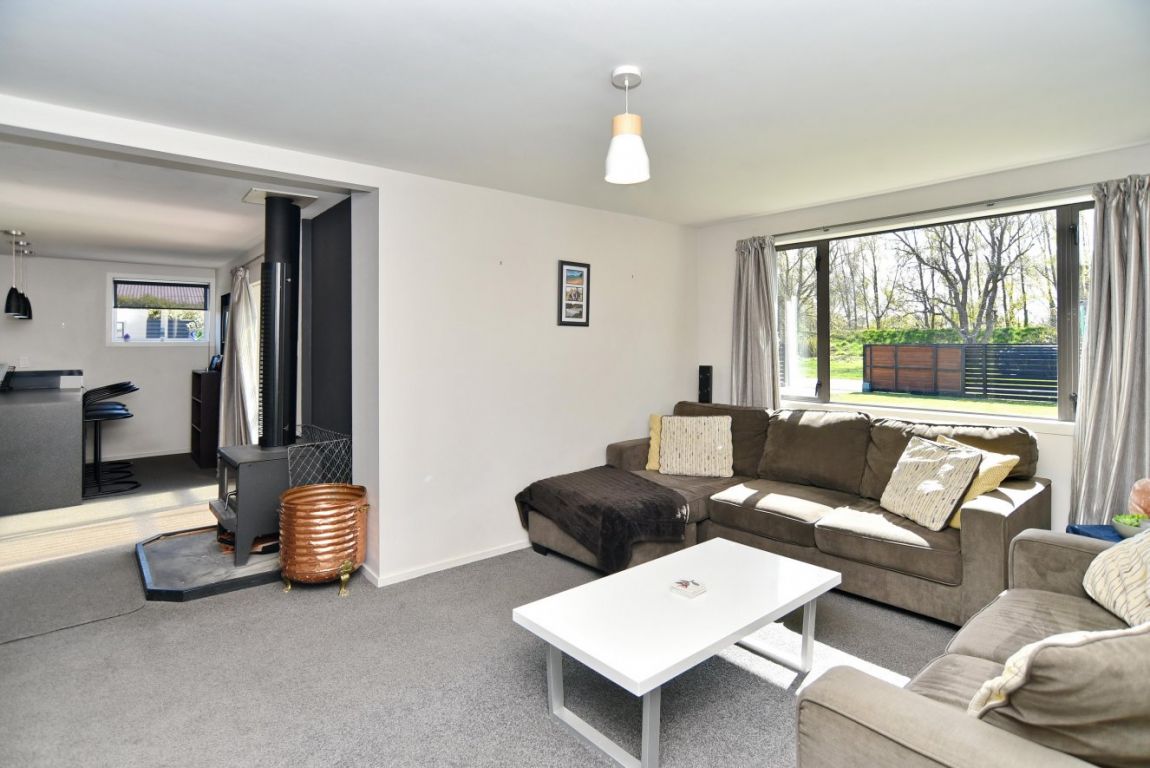 4 Geisha Road, Waikuku, Rangiora - Carousel 21