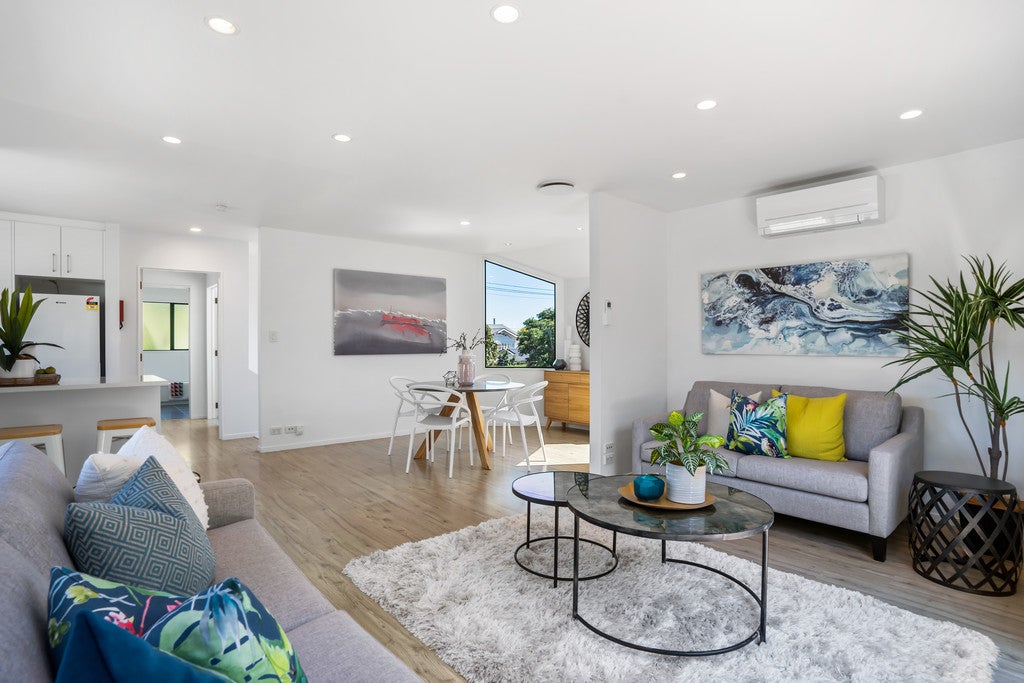 2/63 Athens Road, Onehunga, Auckland - Carousel 2