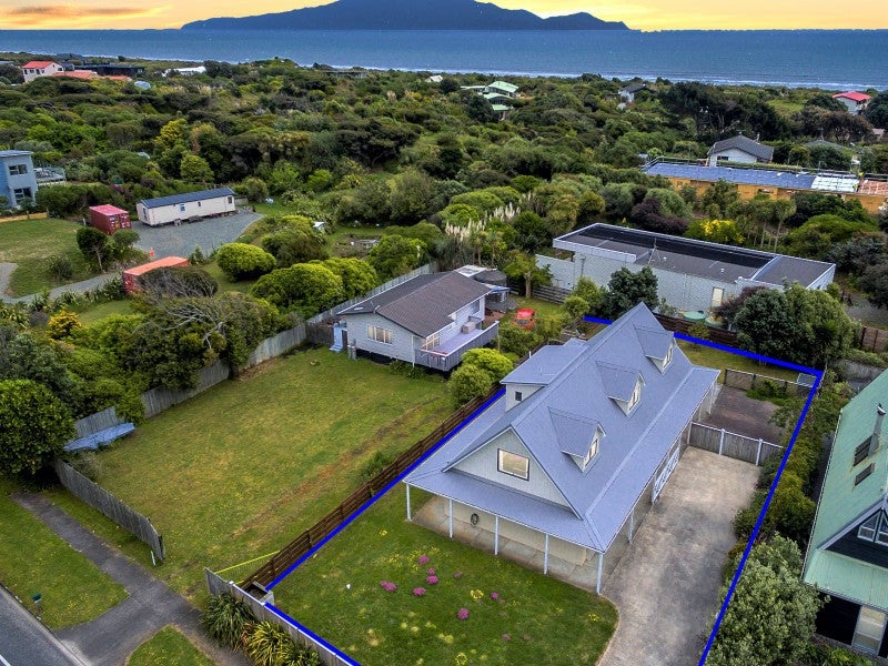 48 Paetawa Road, Peka Peka - Carousel 1