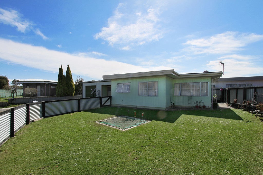 6 Norrie Place, Tamatea, Napier - Carousel 1