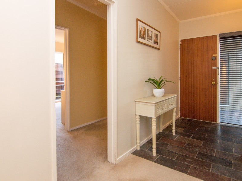 59 Abraham Crescent, Milson, Palmerston North - Carousel 2