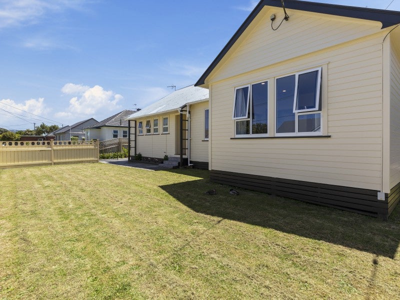 13 Rumgay Street, Fairfield, Lower Hutt - Carousel 20