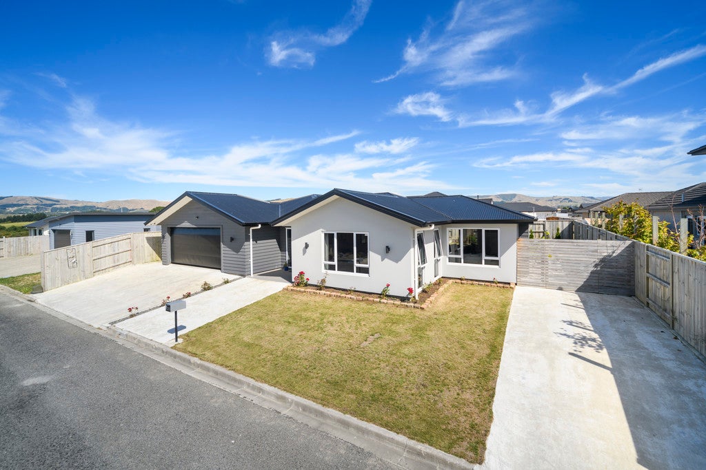 126 Johnstone Drive, Fitzherbert, Palmerston North - Carousel 18
