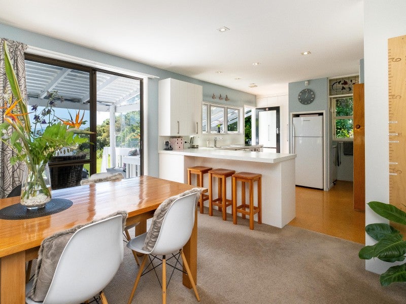 13 Denholm Road, Hospital Hill, Napier - Carousel 2
