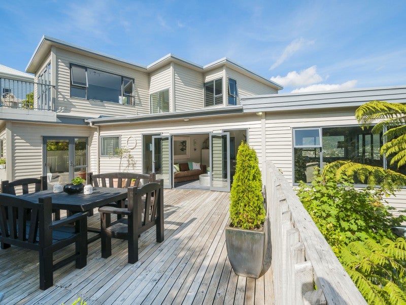 20 Onehuka Road, Tirohanga, Lower Hutt - Carousel 1