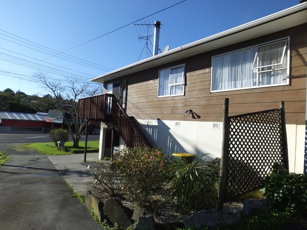 1/141 Triangle Road, Massey, Auckland - Carousel 1
