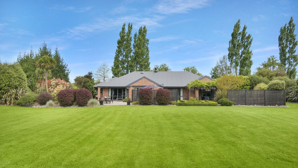 19 Faith Place, Christchurch - Carousel 1