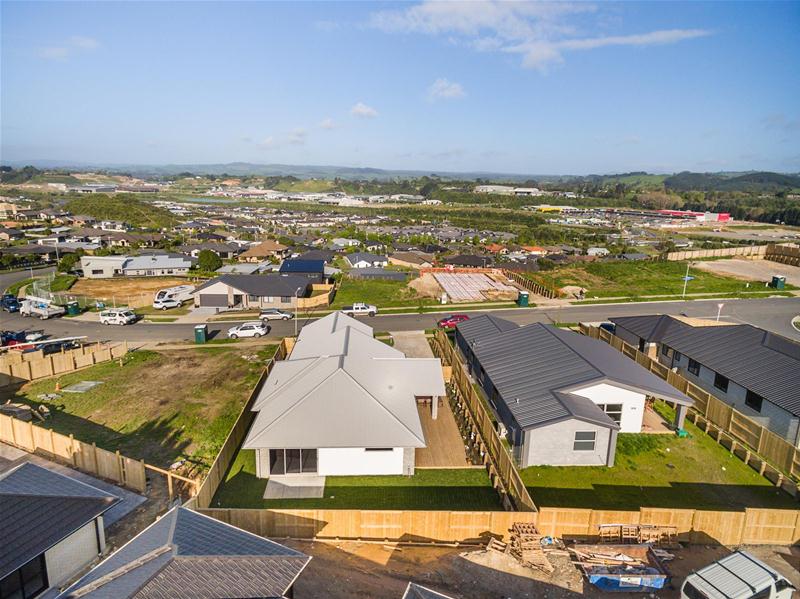 42 Hastings Road, Pyes Pa, Tauranga - Carousel 21