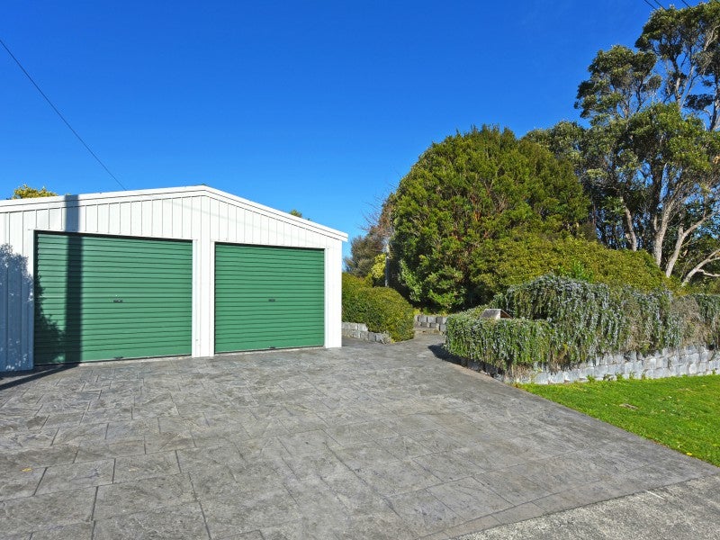 22 Wilson Grove, Normandale, Lower Hutt - Carousel 19
