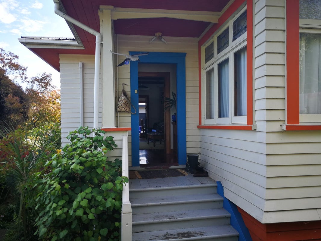 12 Harvey Road, Bluff Hill, Napier - Carousel 2