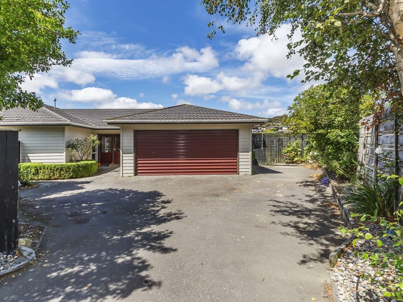 33 Longitude Place, Whitby, Porirua - Carousel 2