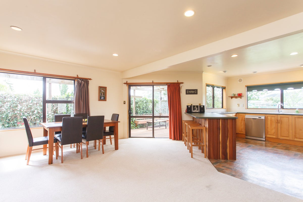 22 Flemington Road, Aramoho, Whanganui - Carousel 2