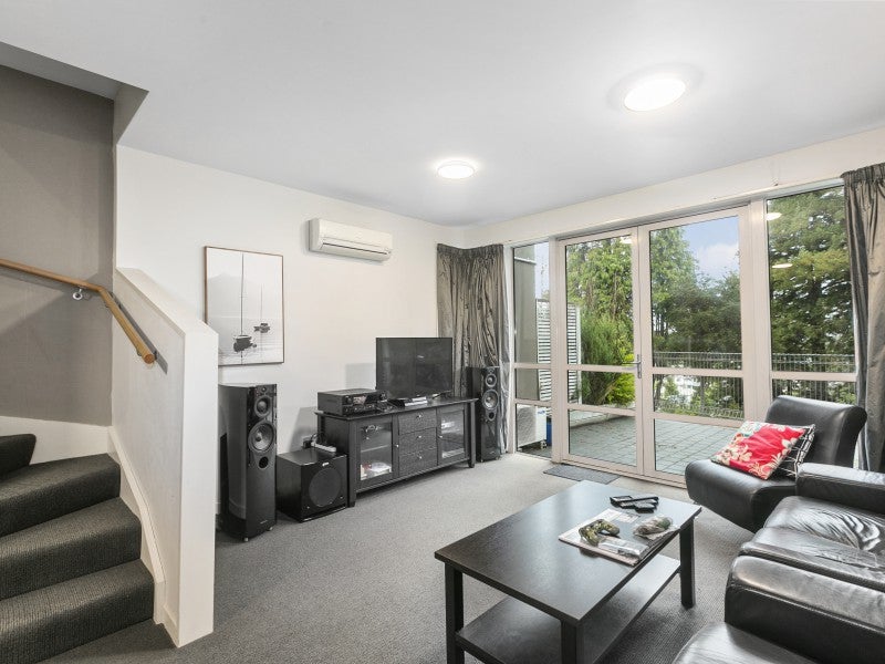 14/73 Buccleugh Street, North East Valley, Dunedin - Carousel 2