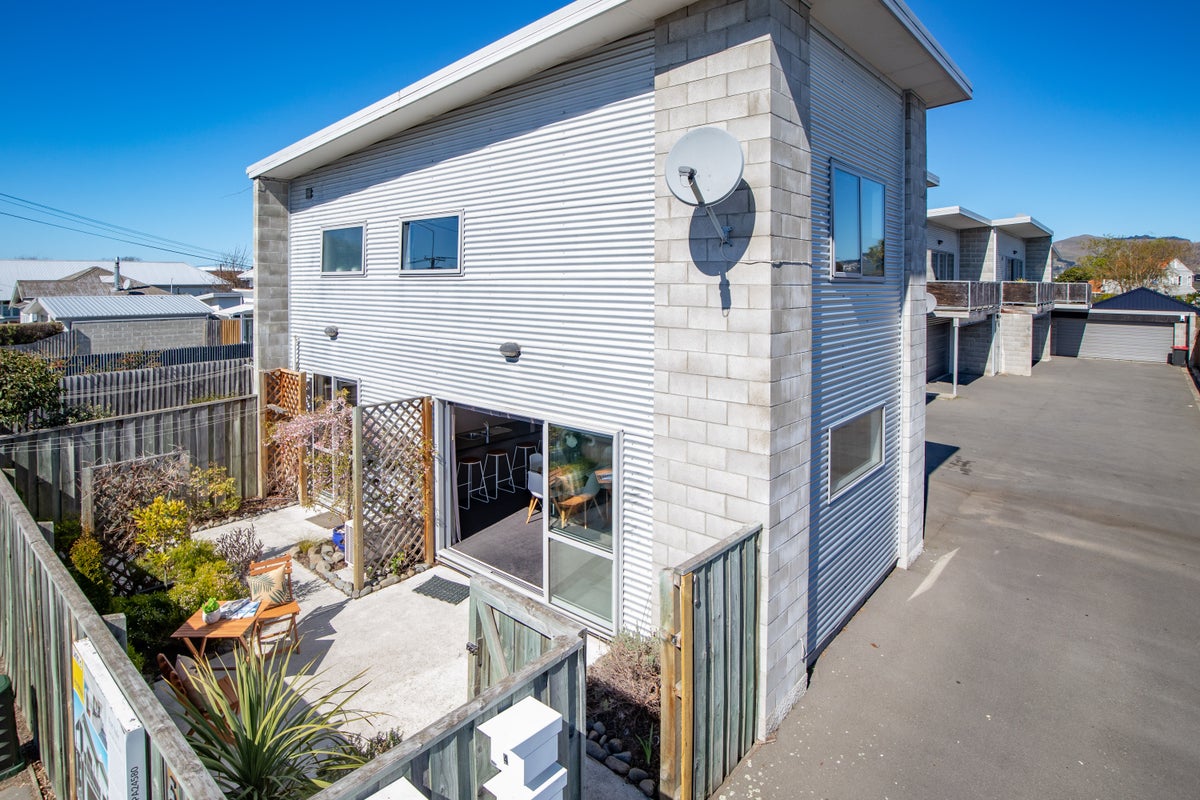 532A Hereford Street, Linwood, Christchurch - Carousel 1