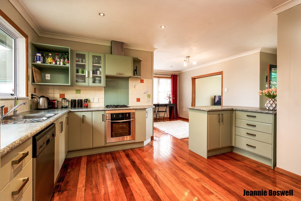 16 Roy Street, Palmerston North, Palmerston North - Carousel 2