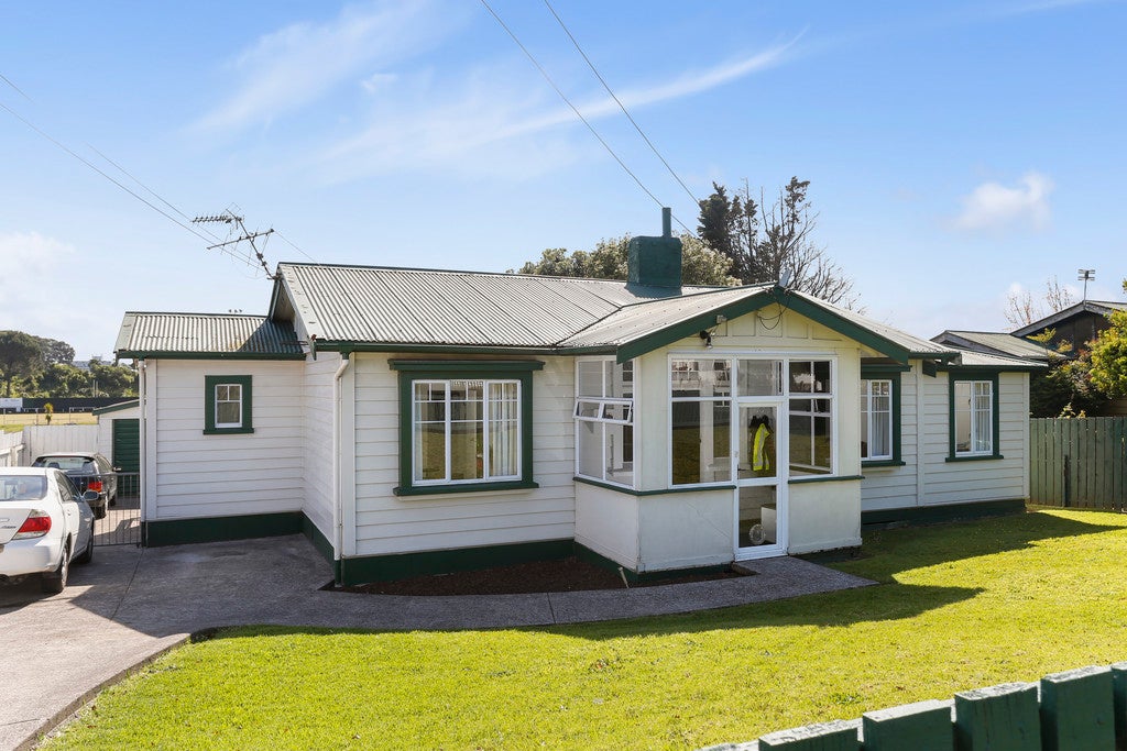 46 Awa Street, Otahuhu, Auckland - Carousel 1
