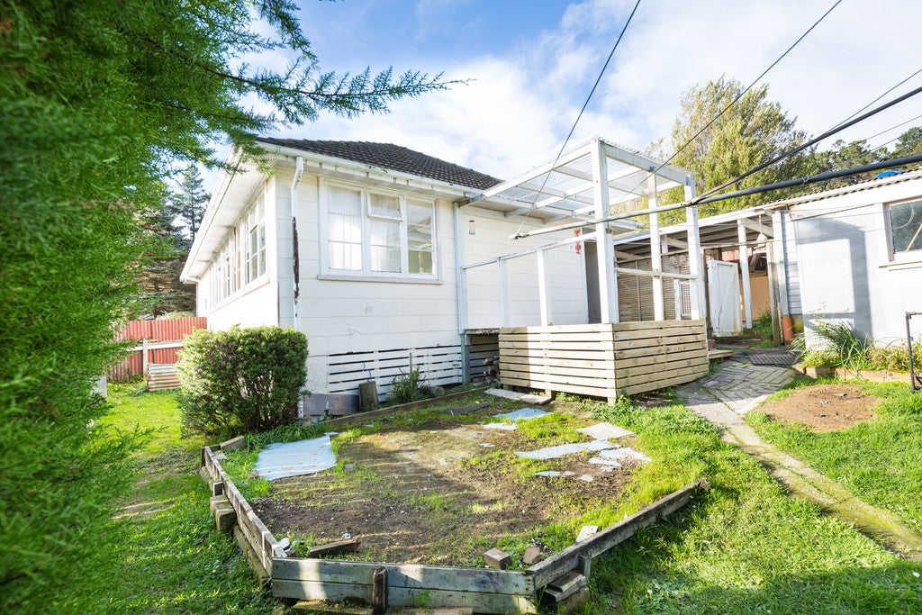 33 Thomson Grove, Stokes Valley, Lower Hutt - Carousel 16