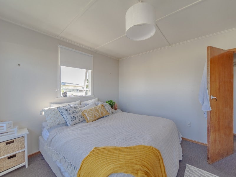 23 Oldham Avenue, Onekawa, Napier - Carousel 2