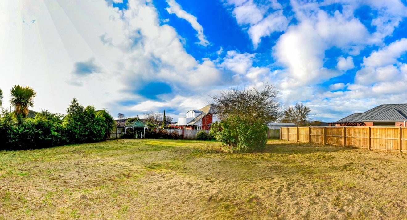 10 Thoresby Mews, Avonhead, Christchurch - Carousel 2