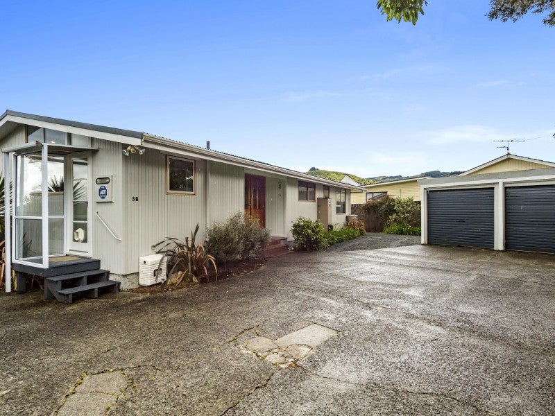 3B Shanly Street, Brown Owl, Upper Hutt - Carousel 18