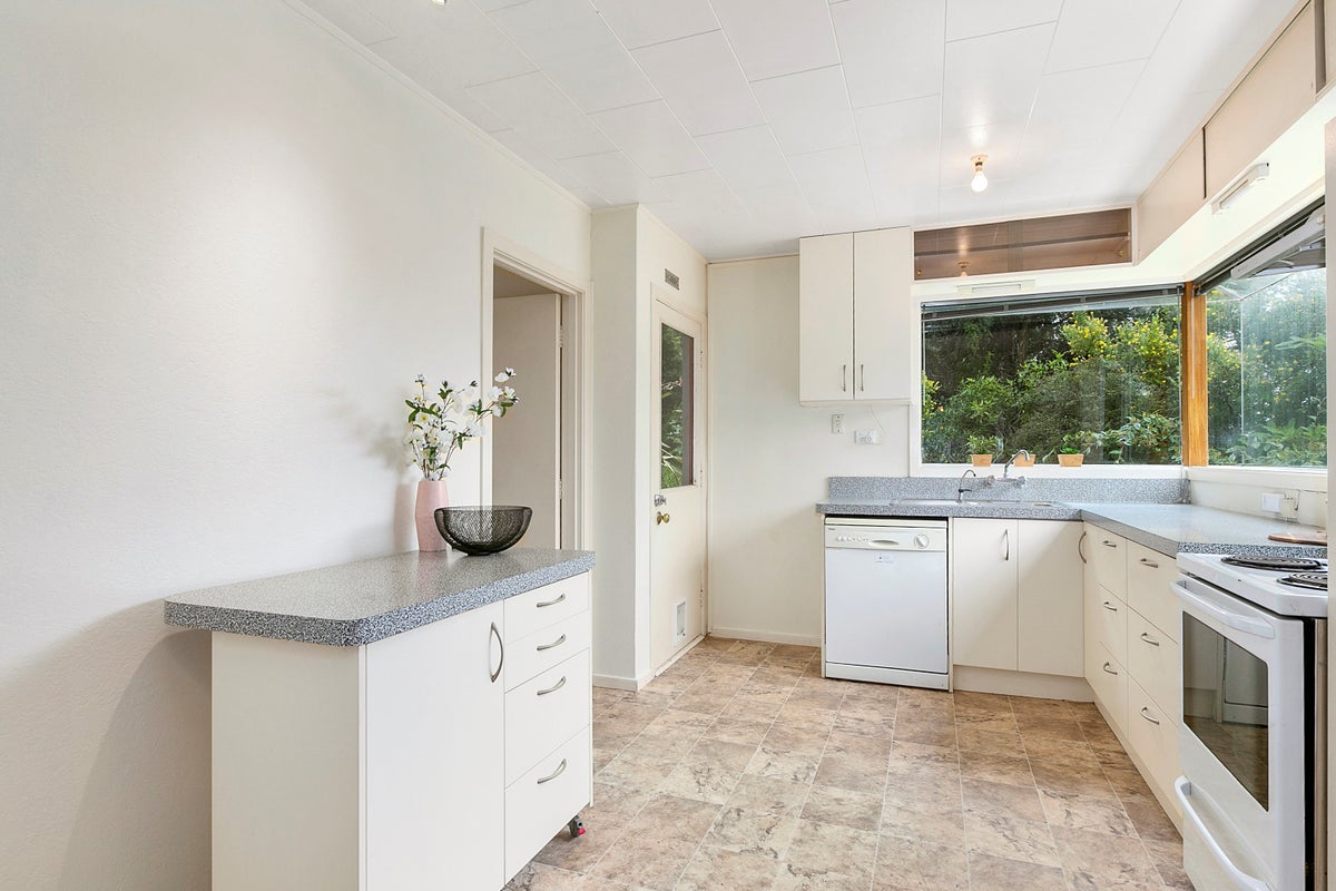 40 Corstorphine Road, Corstorphine, Dunedin - Carousel 2