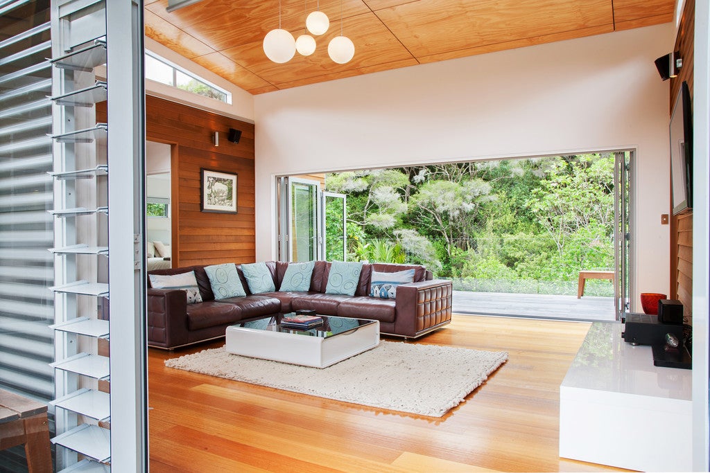 18 Frank Street, Oneroa, Waiheke Island - Carousel 2