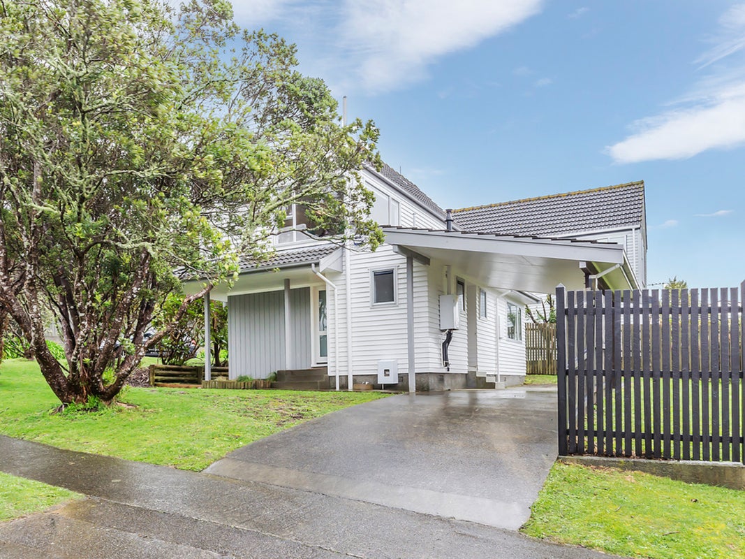 0 , Broadmeadows - Carousel 16