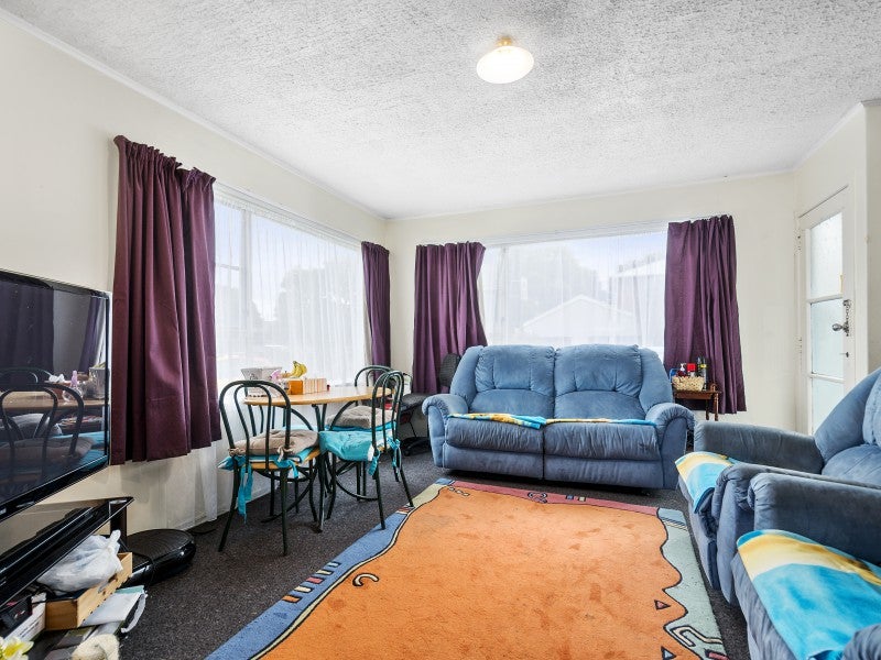 5/31 Campbell Terrace, Petone, Lower Hutt - Carousel 2