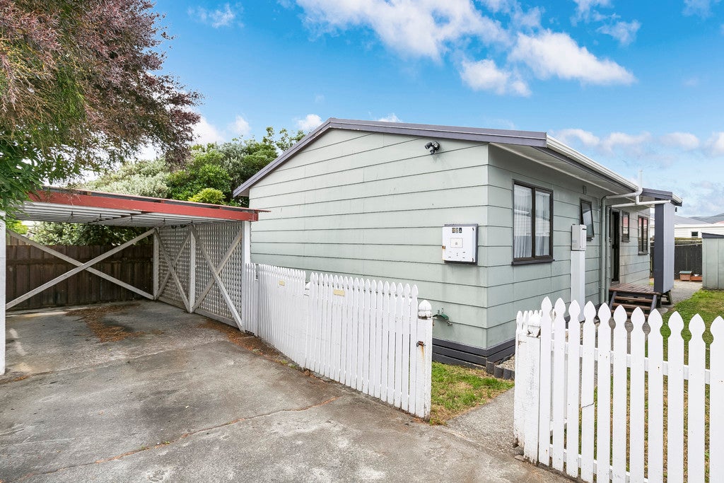 22A Randwick Crescent, Moera, Lower Hutt - Carousel 1
