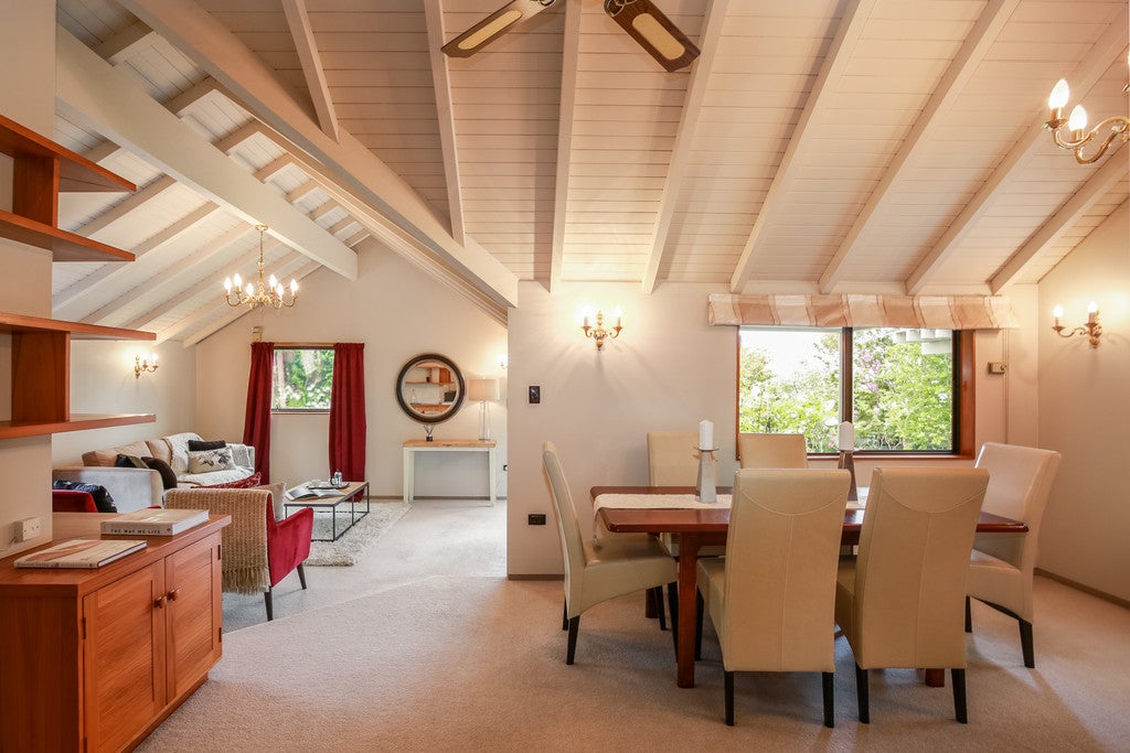 3A Gillean Street, Havelock North, Havelock North - Carousel 1