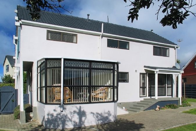 19 Mallard Grove, Churton Park, Wellington - Carousel 2