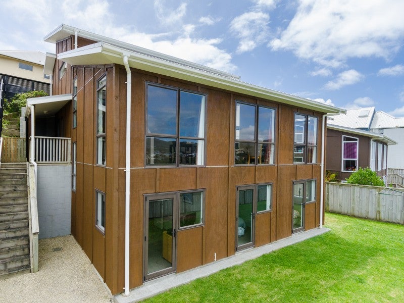 45 Hawtrey Terrace, Churton Park, Wellington - Carousel 1