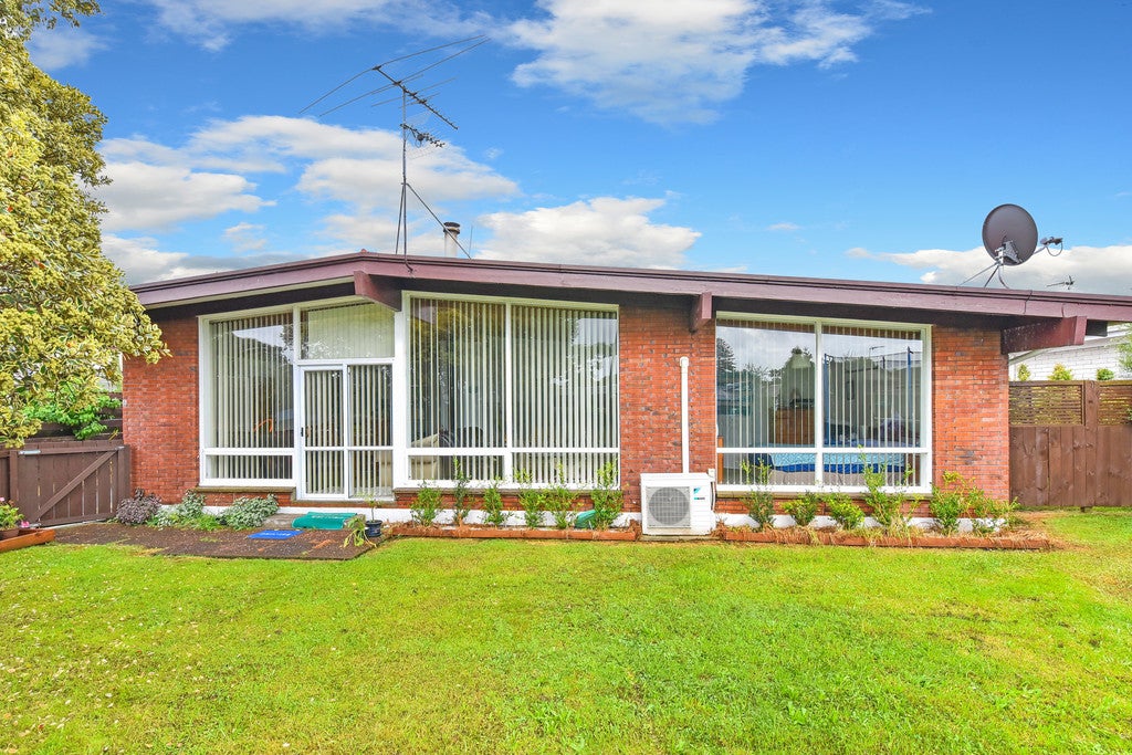 1/5 Warwick Avenue, Papatoetoe, Auckland - Carousel 2