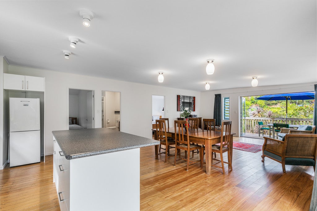 25 Hill Road, Palm Beach, Waiheke Island - Carousel 26