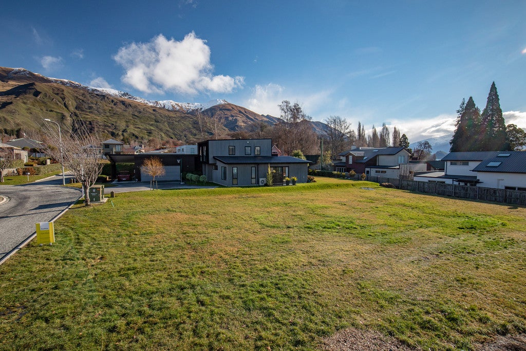 7 Jessies Crescent, Wanaka - Carousel 7