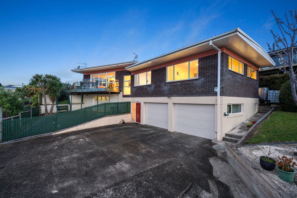 11 Brooke Road, Red Hill, Papakura - Carousel 11