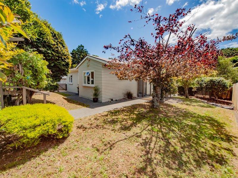 271 Middleton Road, Glenside, Wellington - Carousel 1
