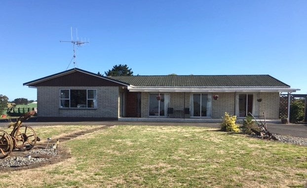 16 Erin Road, Westmere, Whanganui - Carousel 1