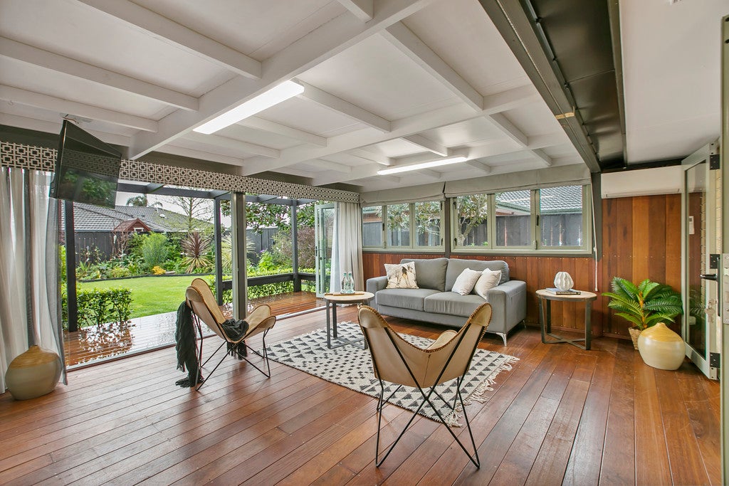 34 Longford Park Drive, Takanini, Auckland - Carousel 2