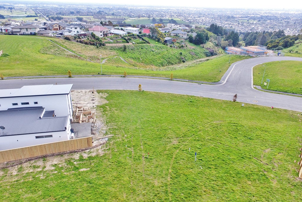 10 Hawkshead Way, Westmorland, Christchurch - Carousel 1