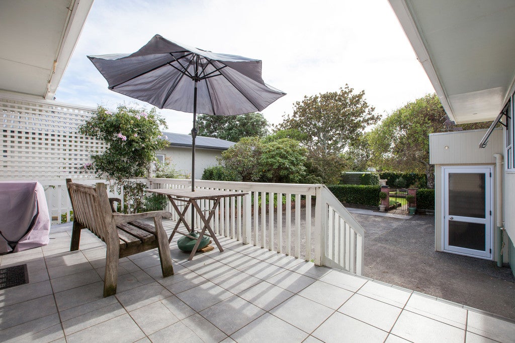 33 Ropiha Street, Fitzroy, New Plymouth - Carousel 2