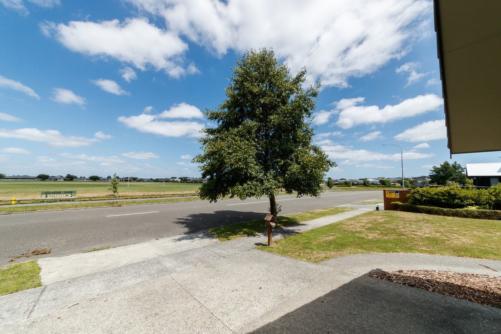 127 Schnell Drive, Kelvin Grove, Palmerston North - Carousel 20